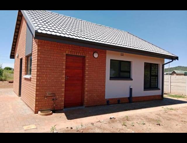 2 BEDROOM HOUSE FOR SALE IN PROTEA GLEN EXT